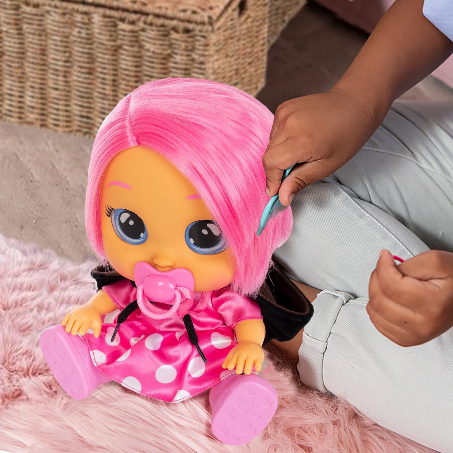 IMC TOYS - Cry Babies Dressy Minnie - Bambola Interattiva che Piange Lacrime Vere